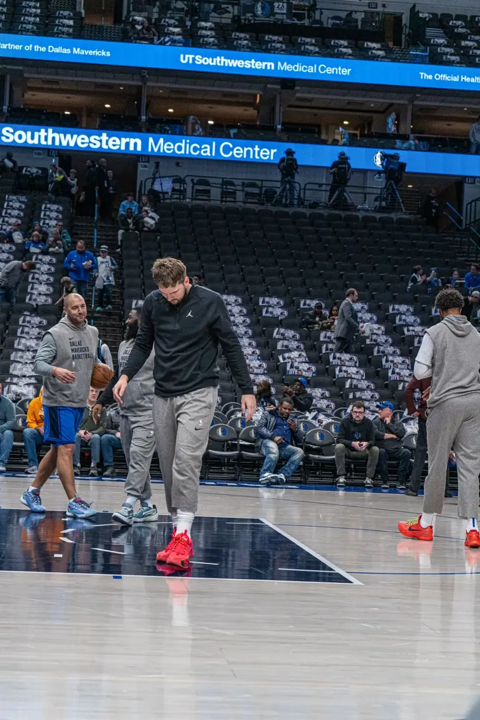 Basketball warmups